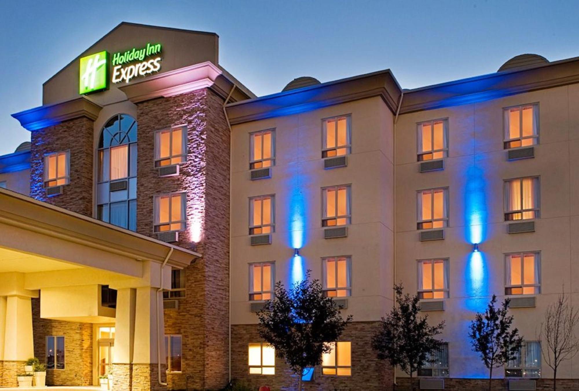 Holiday Inn Express Fort St John By Ihg Fort St. John Экстерьер фото